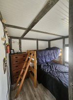 cabin2.jpg cabin2.jpg
