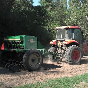 tractor drill pic