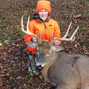 140" 8pt.  Great shot placement!