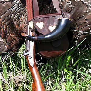 1820  double barrel muzzleloading shotgun .13 gauge, buffalo horn & elk hide leather bag.